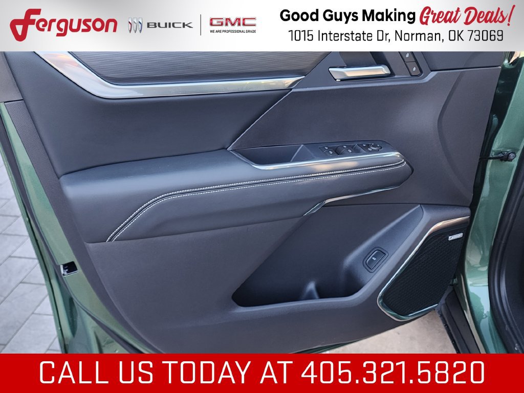 New 2027 GMC Acadia Elevation FWD image 13