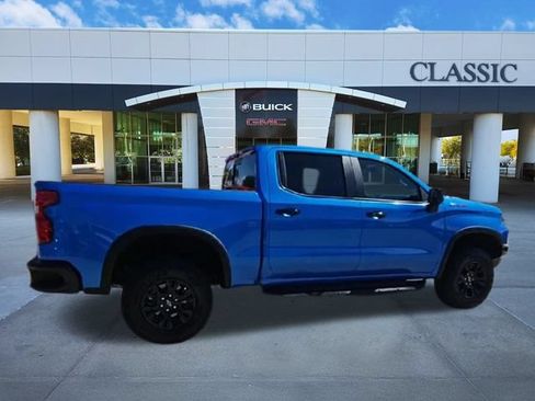 Used 2025 Chevrolet Silverado 1500 ZR2 w/ Technology Package AWD/4WD image 8
