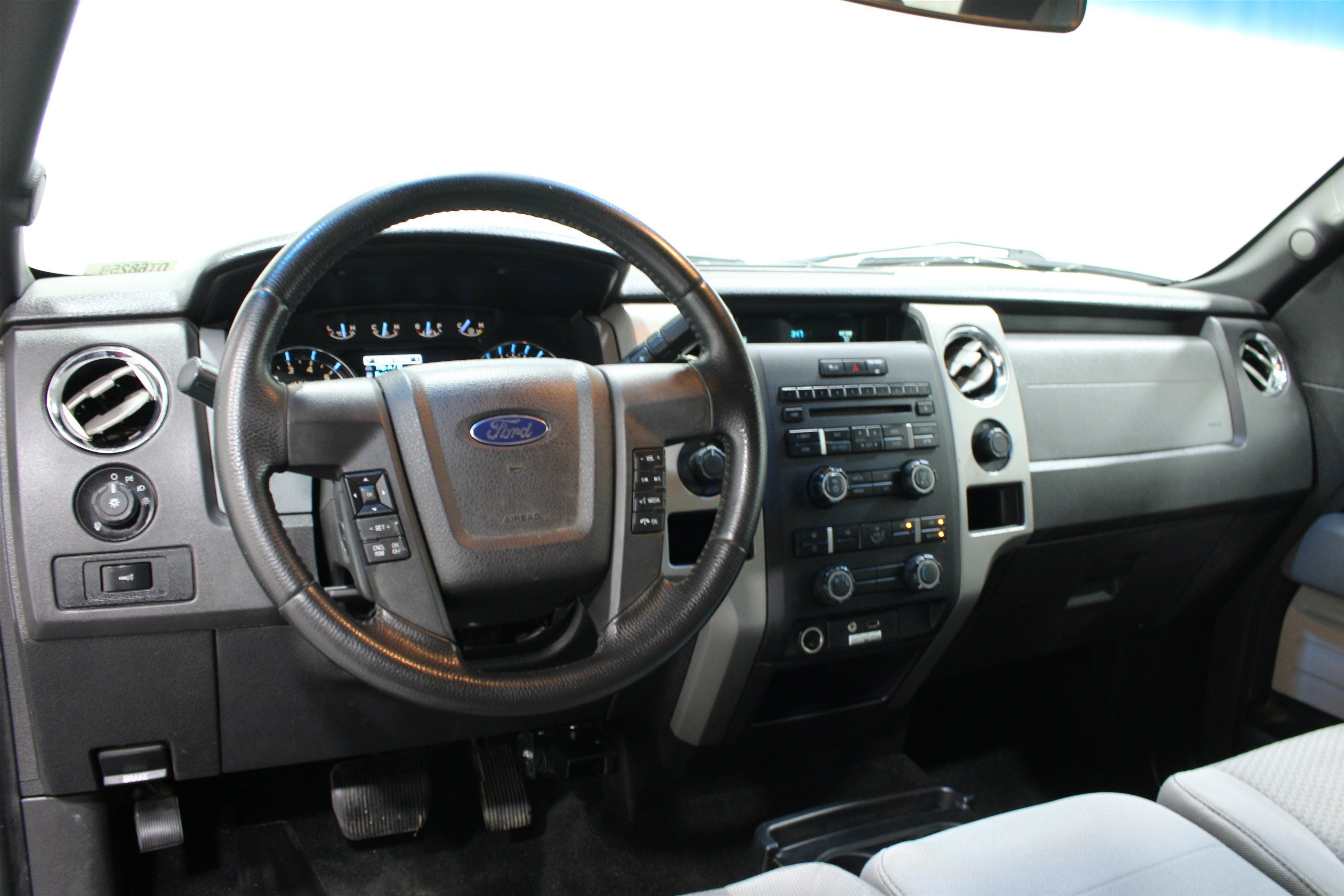 Used 2012 Ford F150 XLT w/ XLT Chrome Pkg AWD/4WD image 2