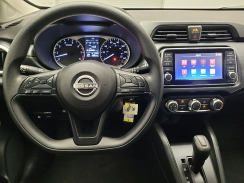 Used 2025 Nissan Versa S w/ Trunk Package image 22