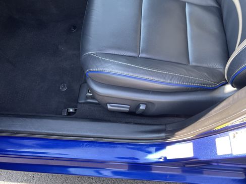 Used 2017 Toyota Corolla XSE w/ Carpet Mat Package (TMS) FWD image 19