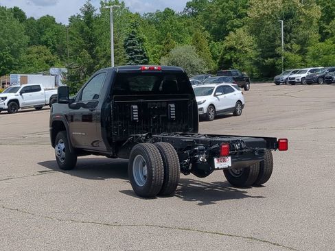 New 2026 GMC Sierra 3500 Pro w/ Convenience Package AWD/4WD image 6