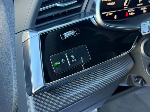 Certified 2024 Audi RS Q8 4.0T w/ Black Optic Package image 90