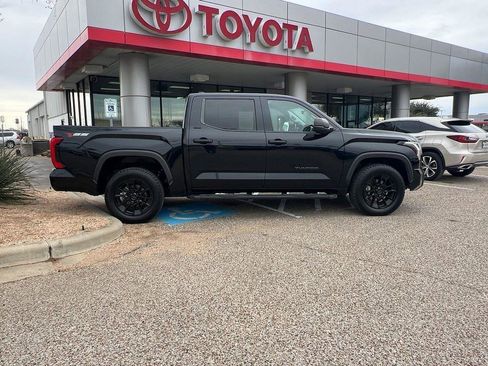 Used 2022 Toyota Tundra SR5 image 6
