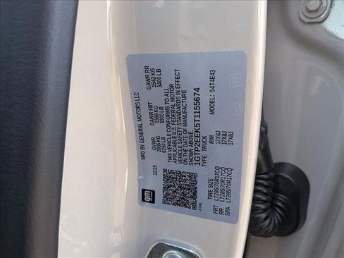 New 2026 GMC Canyon AT4X image 18