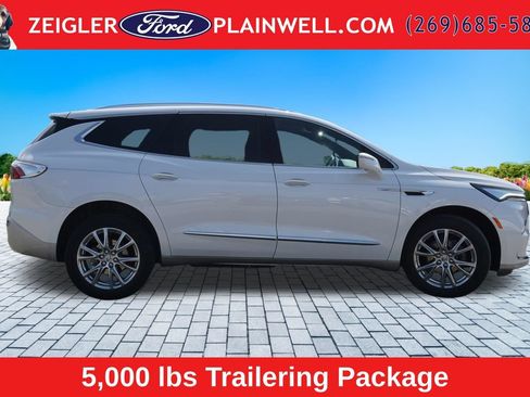 Used 2024 Buick Enclave Essence w/ Experience Buick Package AWD/4WD image 6