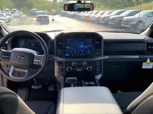 Used 2025 Ford F150 XLT w/ Equipment Group 302A MID AWD/4WD image 9