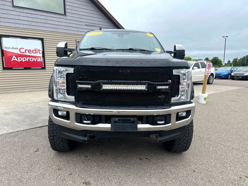 Used 2019 Ford F350 Lariat w/ Lariat Ultimate Package image 2