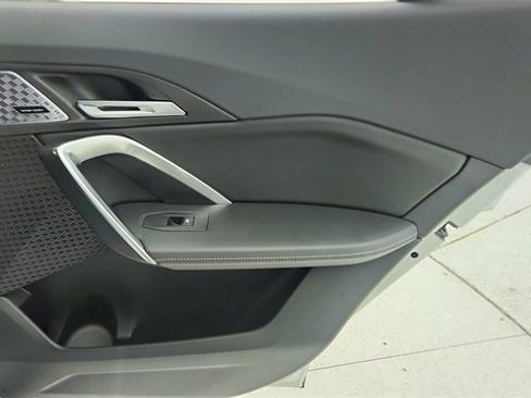 Used 2025 BMW X2 xDrive28i image 27