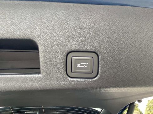 New 2026 Chevrolet Traverse LT w/ Driver Confidence Package image 11