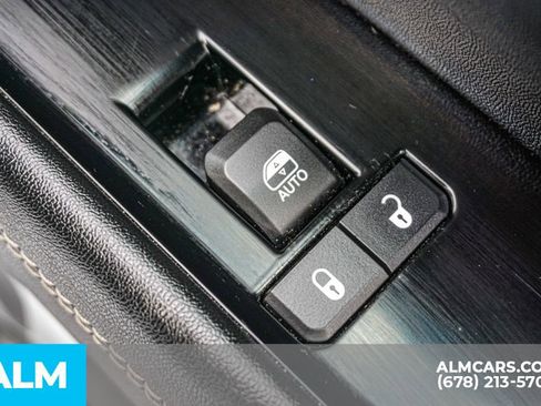 Used 2023 Jeep Wagoneer Series III w/ Preferred Equipment Group image 62