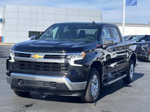New 2026 Chevrolet Silverado 1500 LT image 3