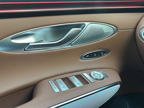 New 2026 Genesis GV70 2.5T Advanced image 16