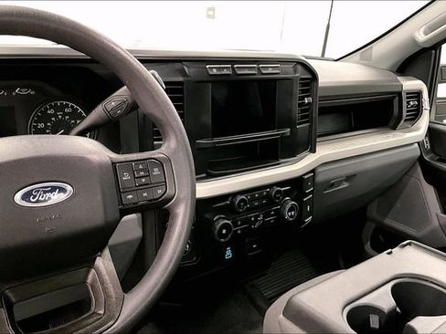 Used 2024 Ford F350 XL w/ 360-Degree Camera Package RWD image 7