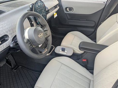 New 2026 MINI Cooper 4-Door Hardtop image 3