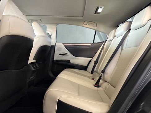 Certified 2023 Lexus ES 350 w/ Premium Package image 25