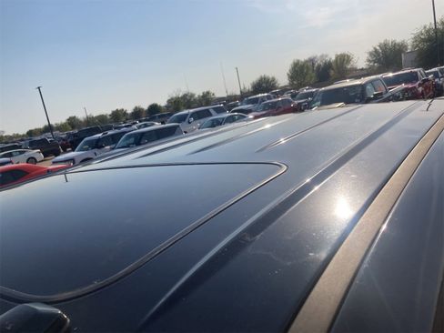 Used 2018 GMC Sierra 1500 Denali w/ Denali Ultimate Package image 8