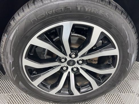 Used 2022 Ford Explorer ST-Line image 11