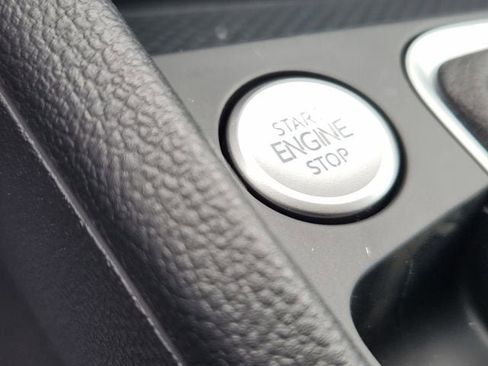 New 2026 Volkswagen Jetta SE FWD image 20