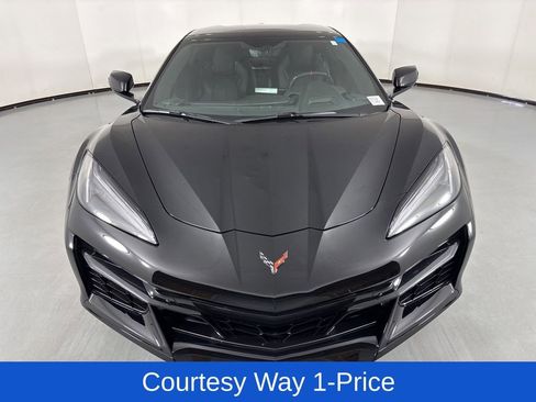 Used 2023 Chevrolet Corvette Z06 RWD image 4