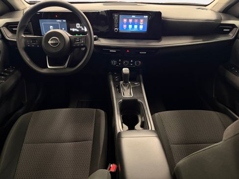 Used 2025 Nissan Kicks S FWD image 3