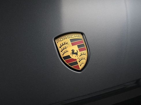 New 2026 Porsche Macan AWD/4WD image 13