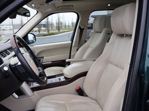 Used 2013 Land Rover Range Rover HSE image 20