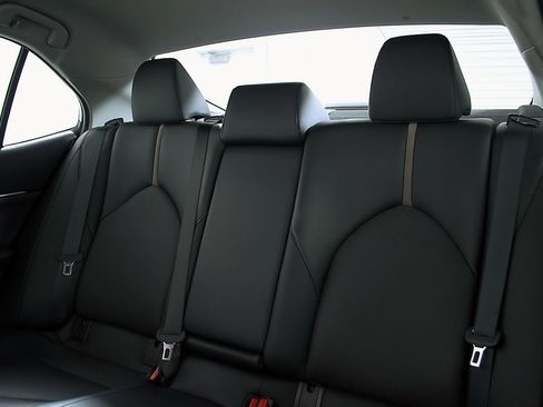 Used 2023 Toyota Camry XSE FWD image 20
