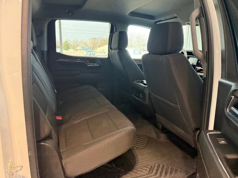 Certified 2024 Chevrolet Silverado 1500 LT Trail Boss AWD/4WD image 6