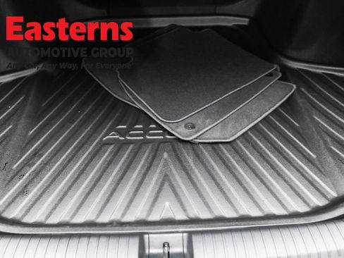 Used 2025 Honda Accord SE image 9