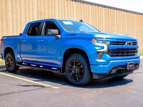 Used 2026 Chevrolet Silverado 1500 RST w/ Convenience Package II AWD/4WD image 2