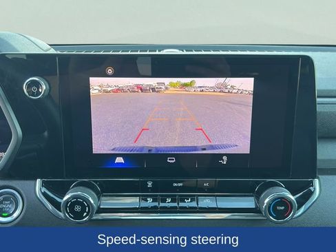 Used 2024 Chevrolet Colorado W/T image 11