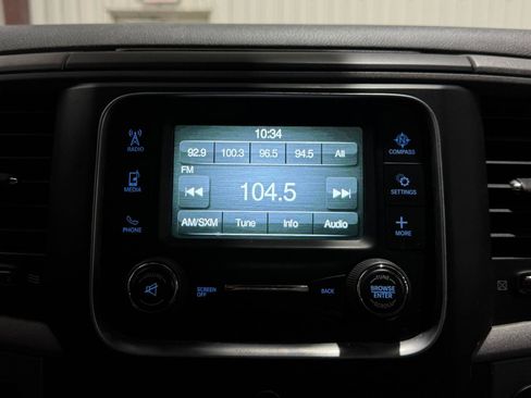 Used 2015 RAM 2500 Tradesman w/ Chrome Appearance Group AWD/4WD image 6