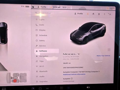 Used 2023 Tesla Model Y Long Range AWD/4WD image 16