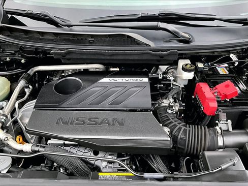 Certified 2023 Nissan Rogue SV FWD image 32
