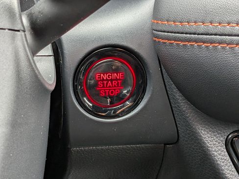 Used 2025 Honda HR-V Sport image 18
