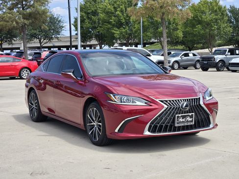 Used 2025 Lexus ES 350 w/ Premium Package FWD image 6