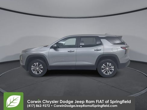 Used 2025 Chevrolet Equinox LT image 9