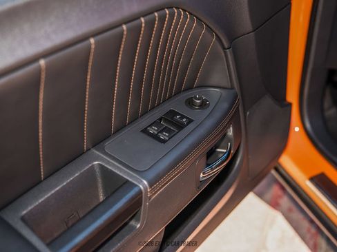 Used 2014 Dodge Challenger R/T RWD image 21