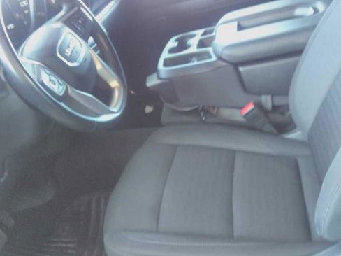 Used 2024 GMC Sierra 1500 SLE RWD image 11