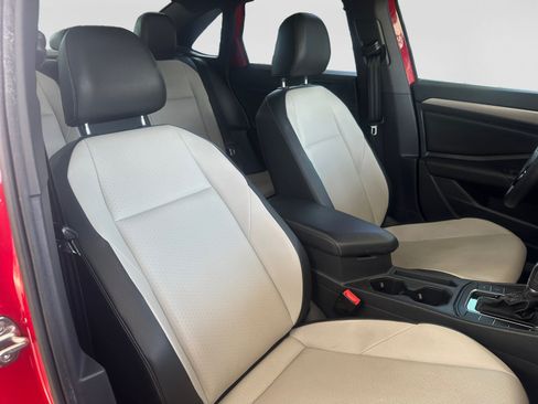 Used 2019 Volkswagen Jetta R-Line FWD image 16