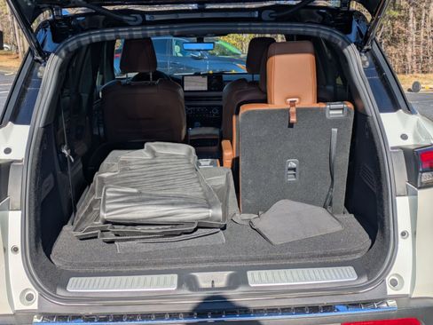 Used 2024 INFINITI QX60 Autograph w/ Cargo Package image 28