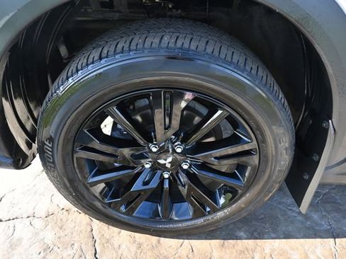 Used 2024 Mitsubishi Eclipse Cross AWD image 10