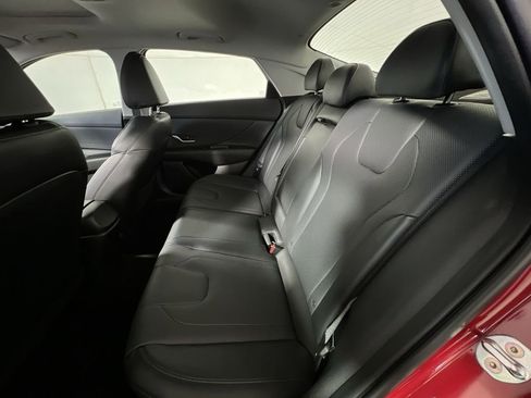 Used 2023 Hyundai Elantra Limited w/ Cargo Package image 25