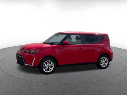 Used 2025 Kia Soul LX w/ LX Technology Package image 8