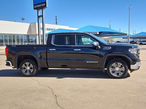 Used 2025 GMC Sierra 1500 SLT image 4