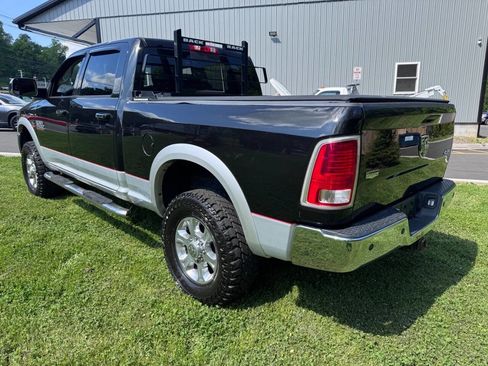 Used 2015 RAM 2500 Laramie AWD/4WD image 2