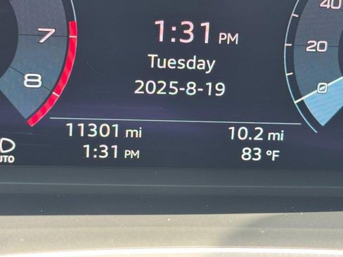 Used 2024 Audi Q3 2.0T Premium Plus w/ Premium Plus Package image 19