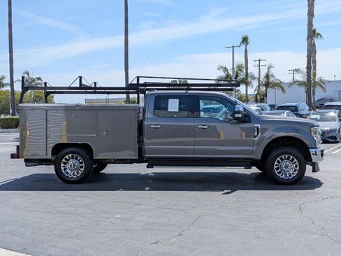 Used 2021 Ford F350 Lariat w/ Lariat Ultimate Package AWD/4WD image 4
