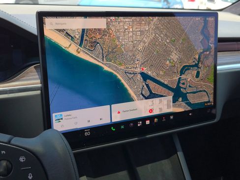 Used 2022 Tesla Model X AWD/4WD image 12